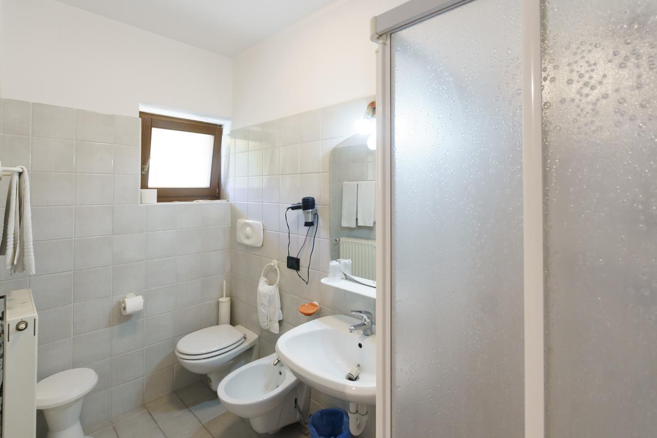 Albergo Roncone Zewnętrze zdjęcie